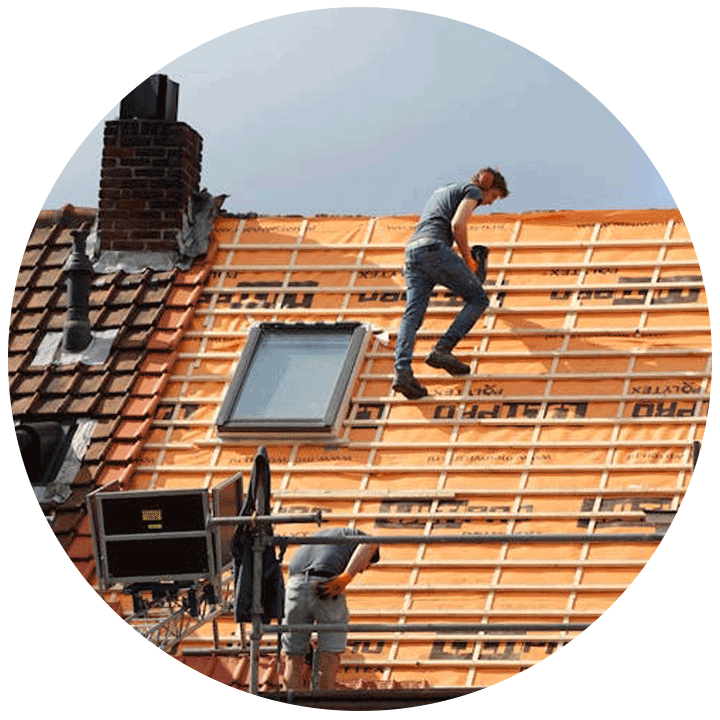rimozione-tegole-fissaggio-fotovoltaico-tetto-tegola